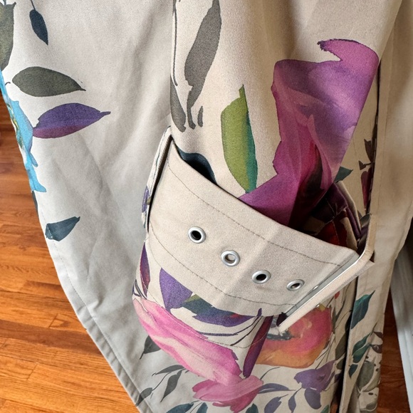 Avec Les Filles Floral Trench Coat - Picture 2 of 8